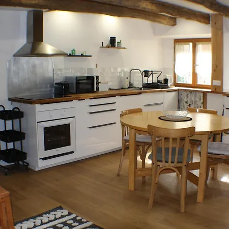 La Maison Verte * אראו